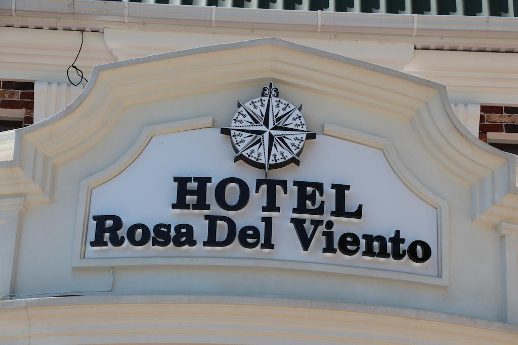 Rosa Del Viento Hotel Tuapse Exterior foto